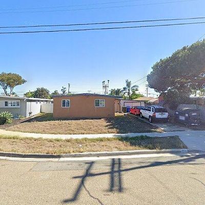 864 Hickory Ct, Imperial Beach, CA 91932