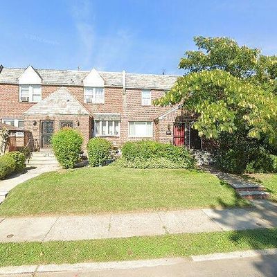 8643 Bayard St, Philadelphia, PA 19150