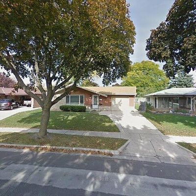 8646 W Ohio Ave, Milwaukee, WI 53227