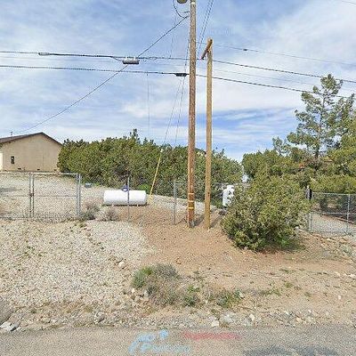 8676 Skyline Ave, Pinon Hills, CA 92372