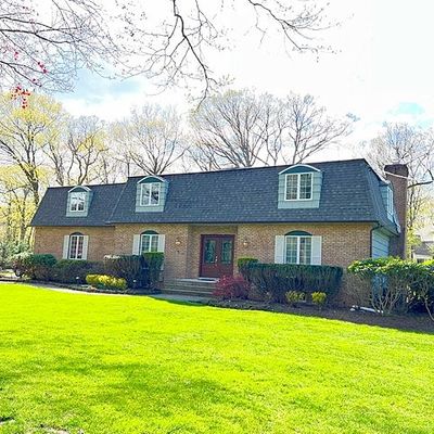 868 Woodfield Rd, Franklin Lakes, NJ 07417