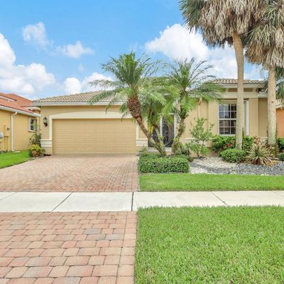 8688 Via Avellino, Lake Worth, FL 33467