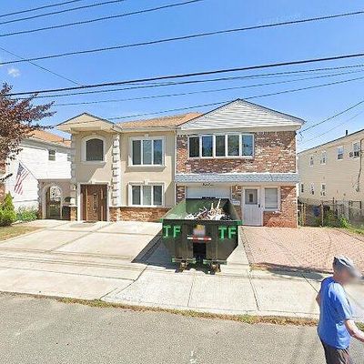 87 E Broadway, Staten Island, NY 10306