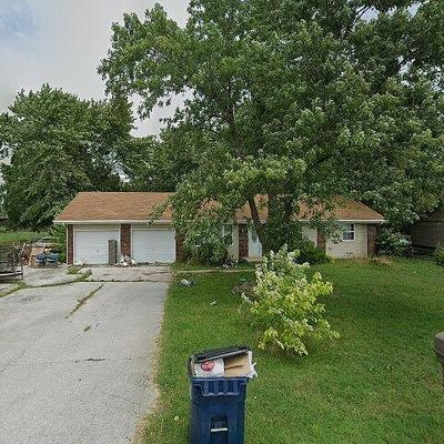 87 E Cedar St, Fair Grove, MO 65648