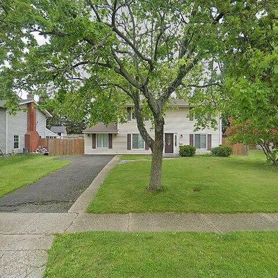 87 Terrace Rd, Levittown, PA 19056