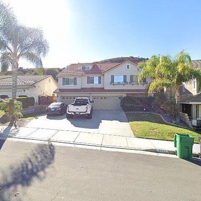 8707 Woodview Dr, Corona, CA 92883