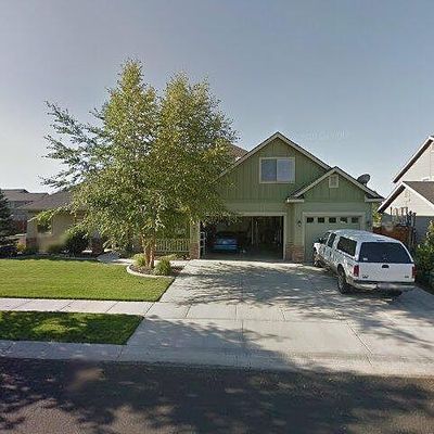 871 W Bacall St, Meridian, ID 83646