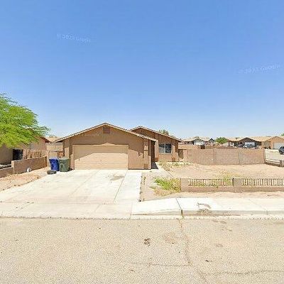 8712 E 38 Th Ln, Yuma, AZ 85365