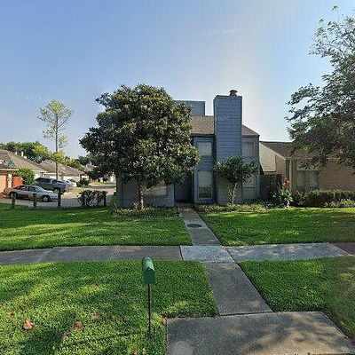 8712 Covent Garden St, Houston, TX 77031