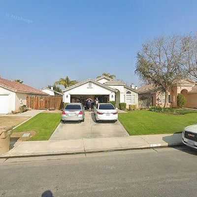 8716 Rollingbay Dr, Bakersfield, CA 93312