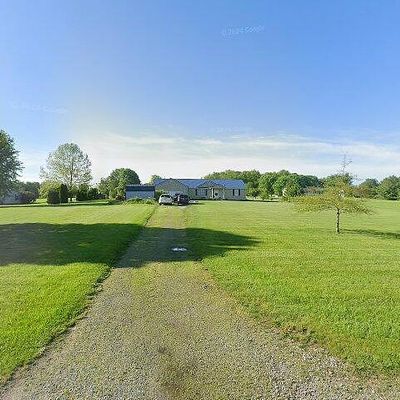 8749 Stoney Point Rd, Hillsboro, OH 45133