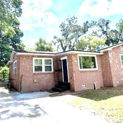 8764 3 Rd Ave, Jacksonville, FL 32208