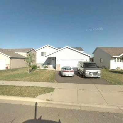 919 Savanna Ave, Saint Cloud, MN 56303