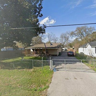 919 Wainwright St, Houston, TX 77022