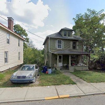 92 Grosvenor St, Athens, OH 45701