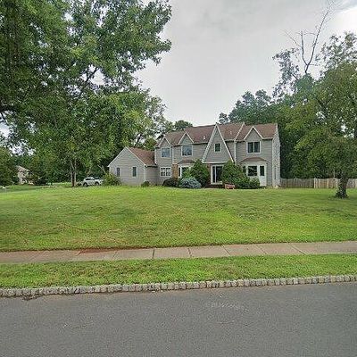 92 Monroe Ave, Belle Mead, NJ 08502