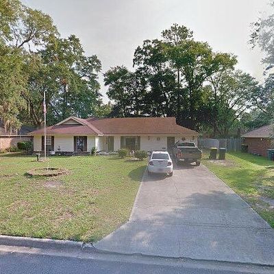 920 Mill Dr, Savannah, GA 31419