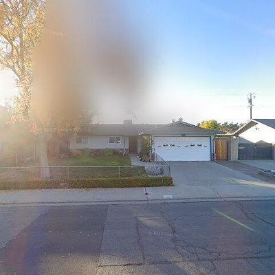 920 Snead Dr, Modesto, CA 95351