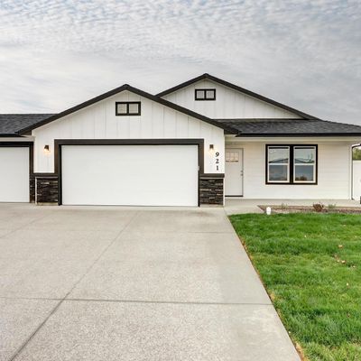 921 Campbell, Vale, OR 97918