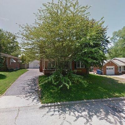 921 Mcpherson Ave, Alton, IL 62002