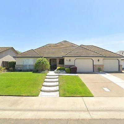 922 Chisholm Trl, Galt, CA 95632