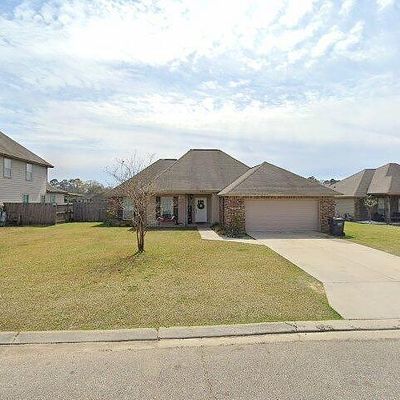 9228 Yellowfin Dr, Denham Springs, LA 70726