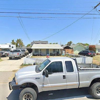 923 Mentone Ave, Grover Beach, CA 93433