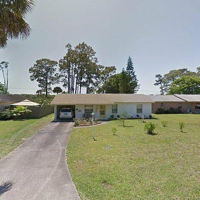 924 Lake Ave, Edgewater, FL 32132