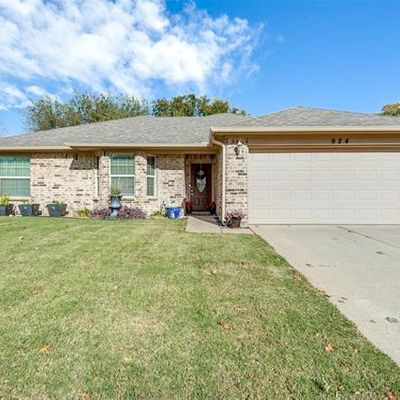 924 Larue Dr, Cedar Hill, TX 75104