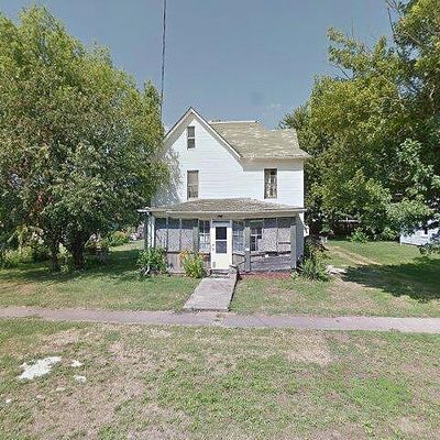 924 S 1 St St, Monmouth, IL 61462