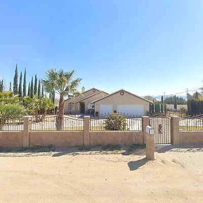 9241 11 Th Ave, Hesperia, CA 92345