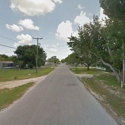 925 Elmwood Ave Nw, Moore Haven, FL 33471