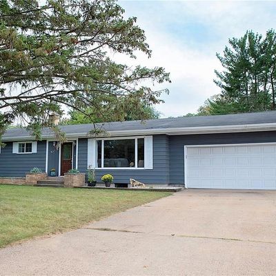 927 Bartlett Ave, Altoona, WI 54720