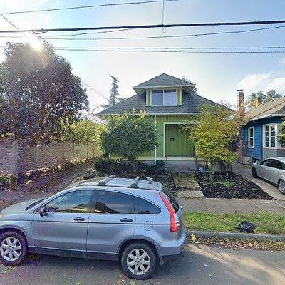 928 N Humboldt St, Portland, OR 97217