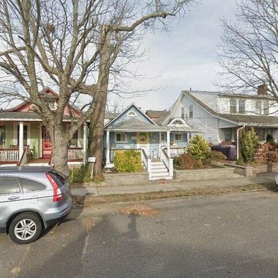 93 Stockton Ave, Ocean Grove, NJ 07756