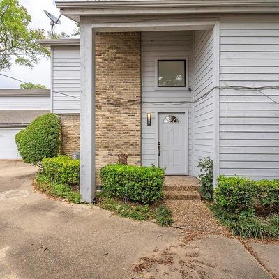 9308 Greenville Ave, Dallas, TX 75243