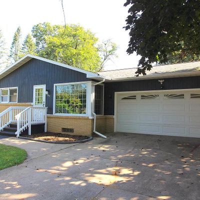 932 S River St, Shawano, WI 54166