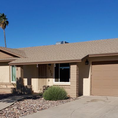 932 W Laguna Azul Ave, Mesa, AZ 85210