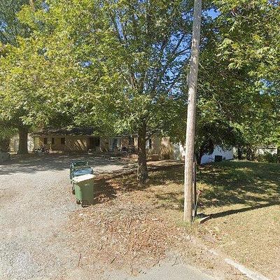 9320 Cloverhill Rd, Little Rock, AR 72205