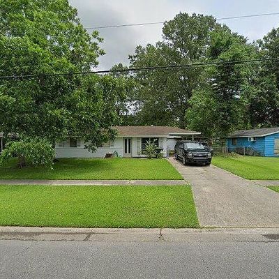 9322 Cedar Glen Dr, Baton Rouge, LA 70811