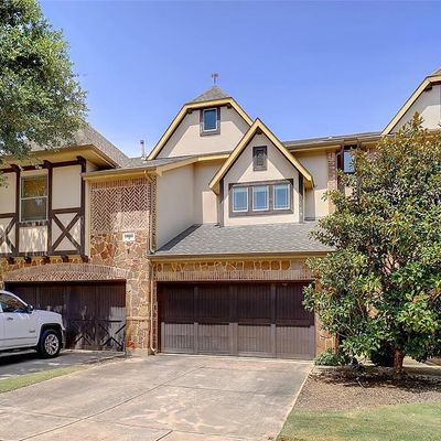 933 Brook Forest Ln, Euless, TX 76039