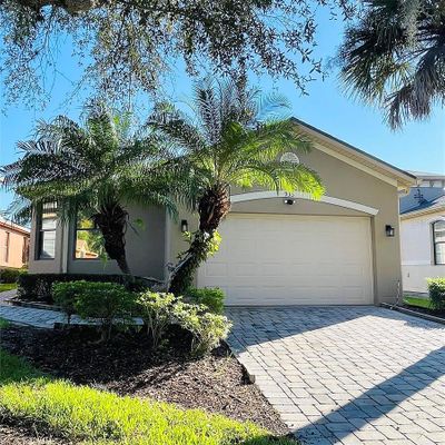 933 Grand Canal Dr, Kissimmee, FL 34759