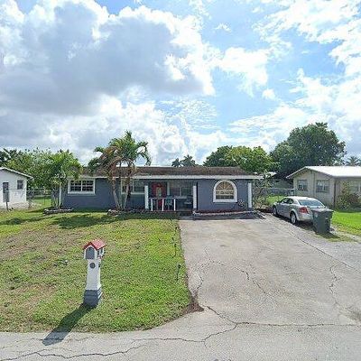 933 Se 2 Nd St, Belle Glade, FL 33430