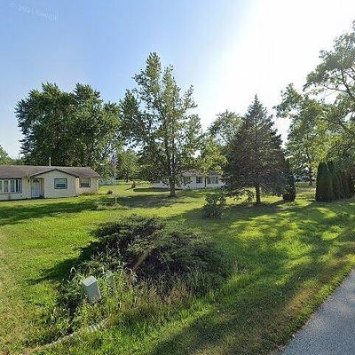 935 W Elms Court Ln, Crete, IL 60417