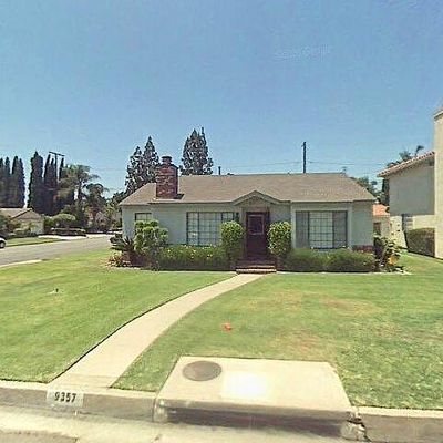 9357 Parrot Ave, Downey, CA 90240