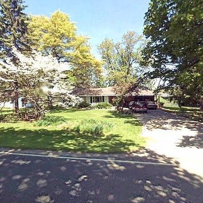 9358 W Parmalee Rd, Middleville, MI 49333