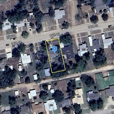 937 E 16 Th St, Colorado City, TX 79512