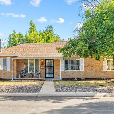 938 Quari St, Aurora, CO 80011