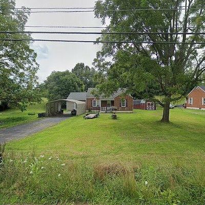 939 Old White Hill Rd, Stuarts Draft, VA 24477