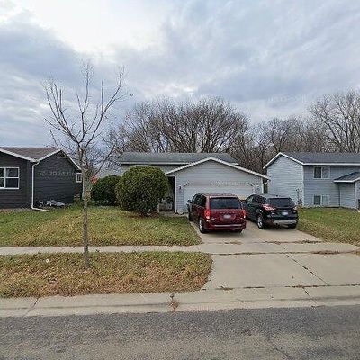 939 W Village Cir Se, Rochester, MN 55904